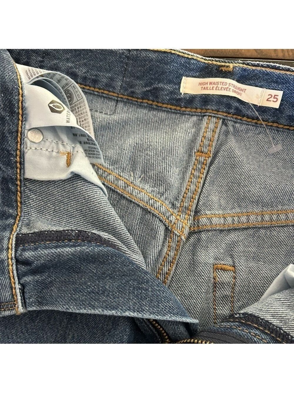 LEVI’S High Waisted Straight Blue Denim Jeans, Size 25. - Picture 6 of 7